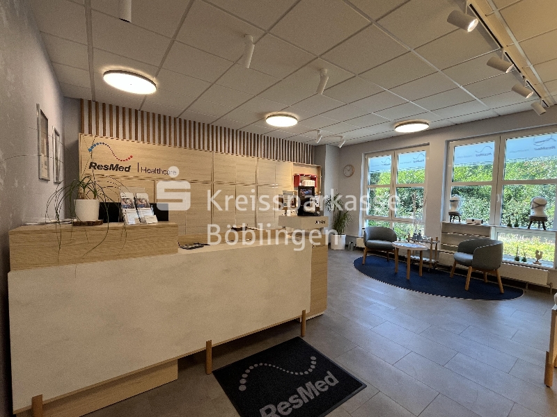 Theke und Wartebereich