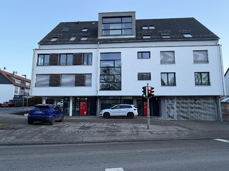 Eingang Laden und Gastro