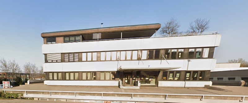 Gebäudeansicht Straßenseite