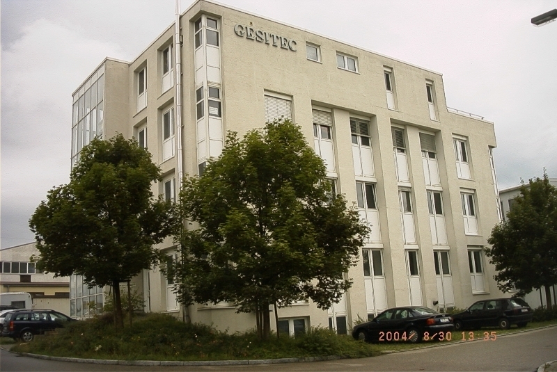 Bürogebäude Westansicht